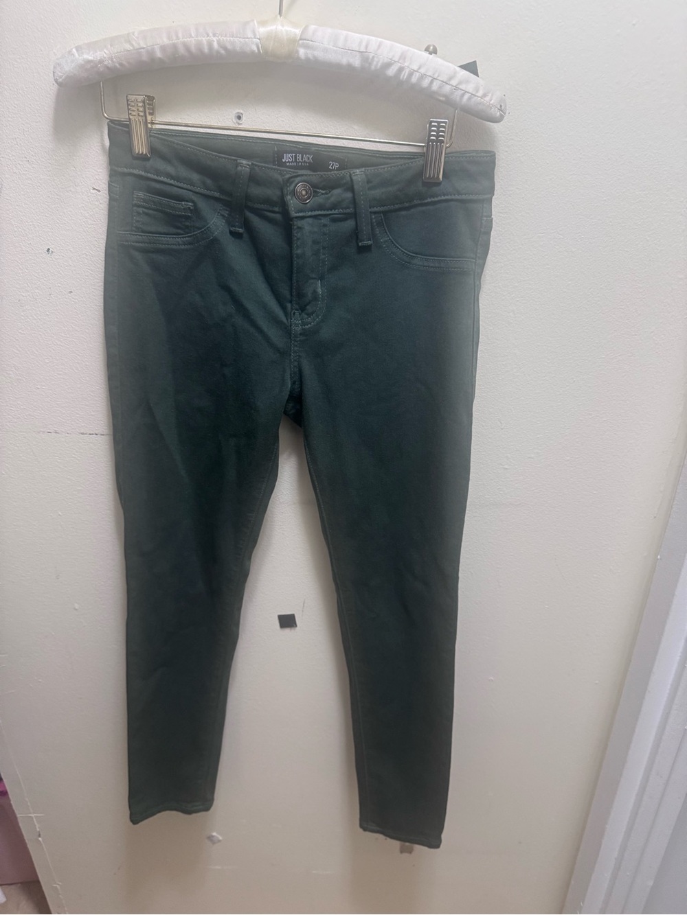Just Black Forest Green Women’s Skinny Jeans size 27P